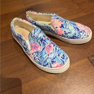Lilly Pulitzer Women's Blue and Pink Floral Sneakers